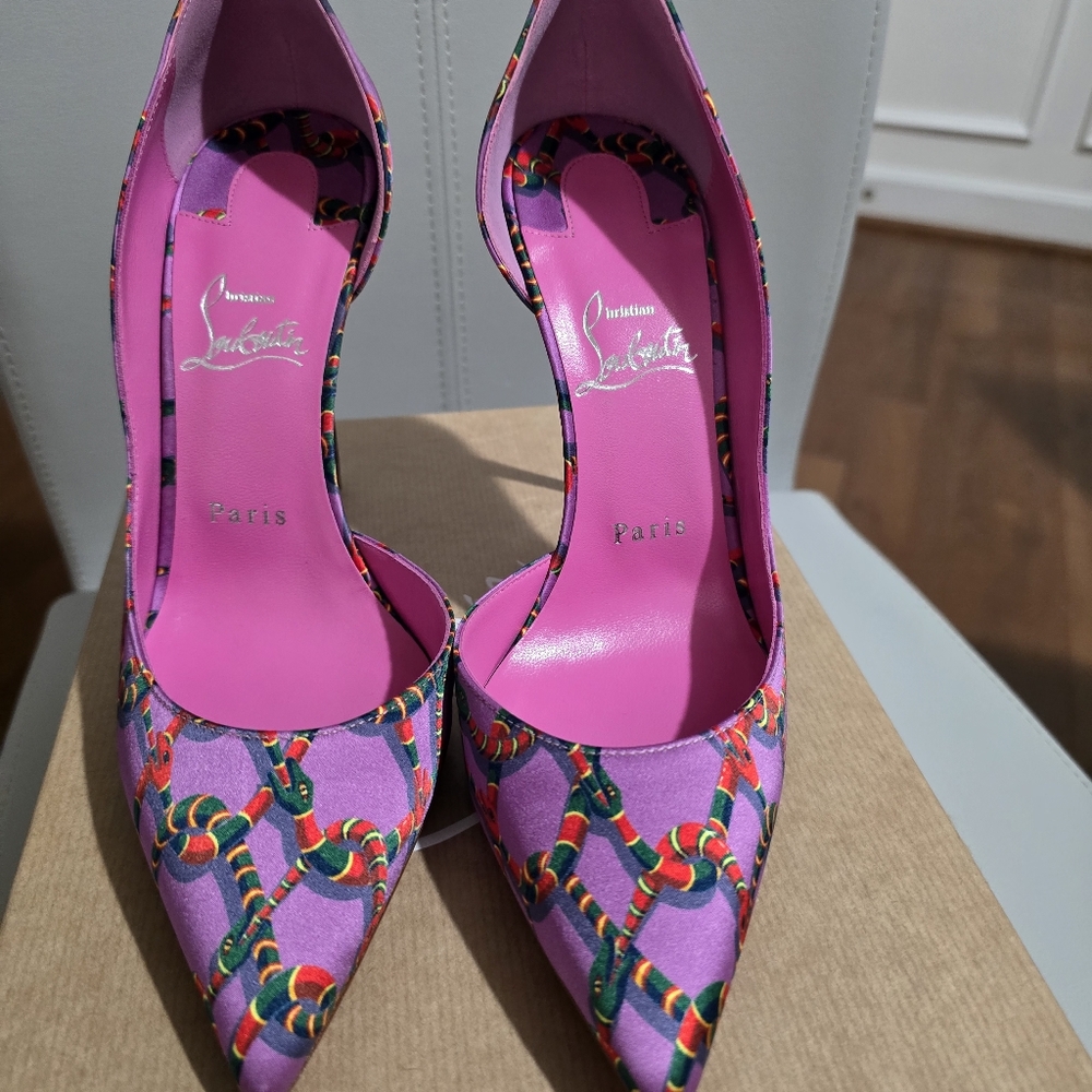 Christian Louboutin Iriza 100 shoes size 39